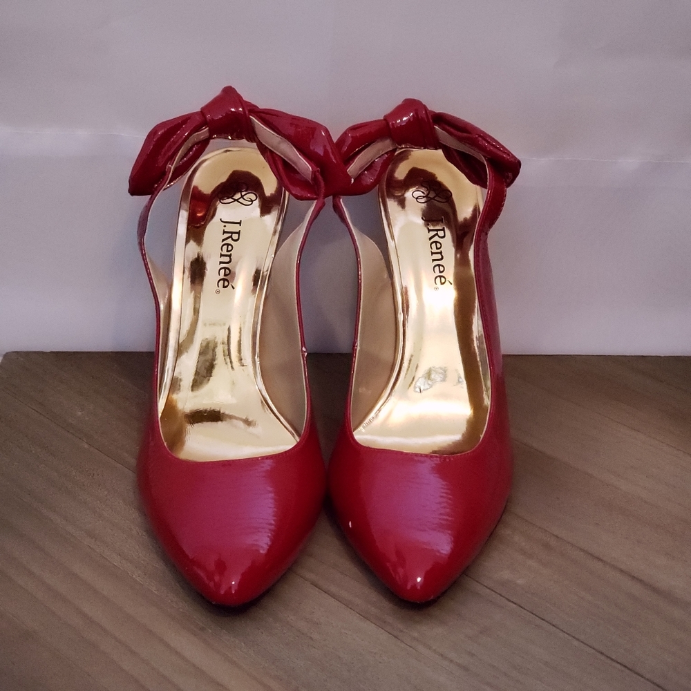 🌿3/$25- J RENEE- RED POINTTOE HEELS